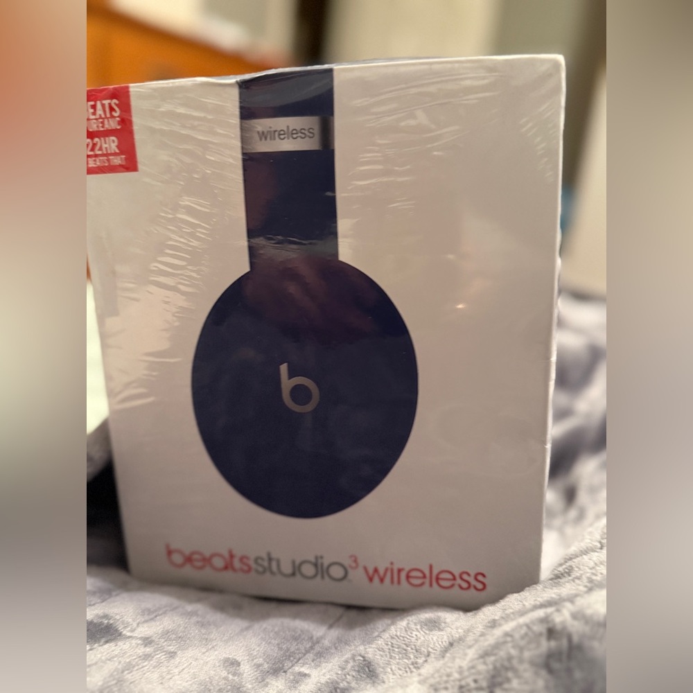 Beats Studio3 Wireless Headphones - Blue